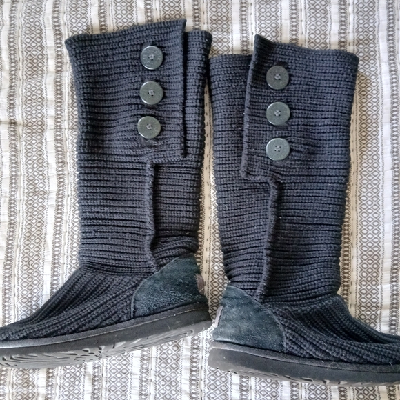 Ugg Classic Cardy Knit Boot - Picture 4 of 12